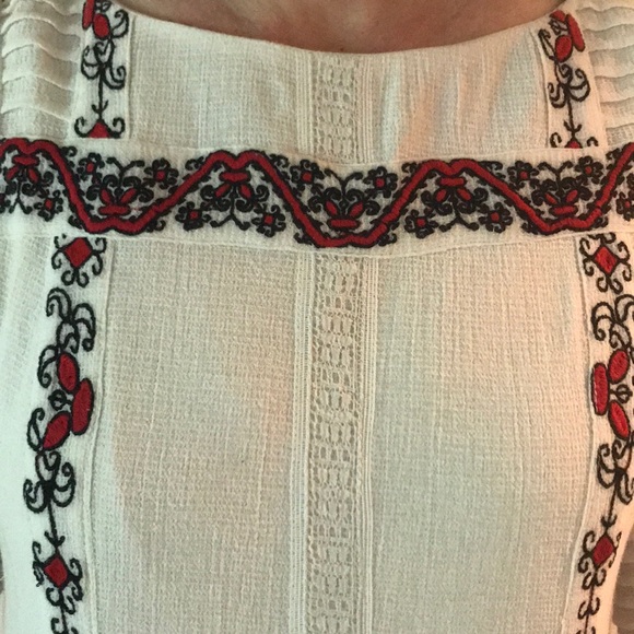 Alice & Olivia embroidered dress - Picture 2 of 4